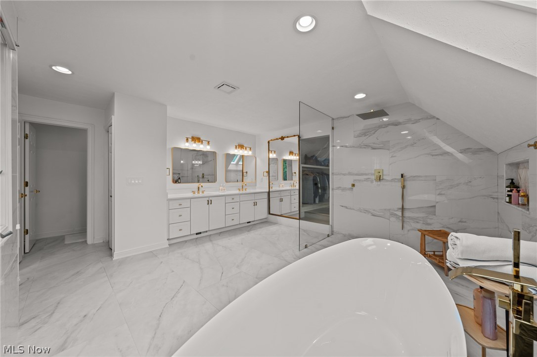 Signature of Solon II - Residential