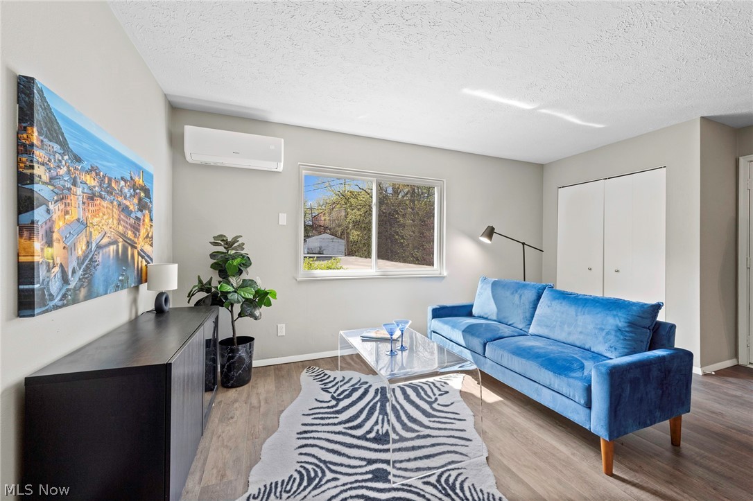The Standard on Clifton - Residential Lease
