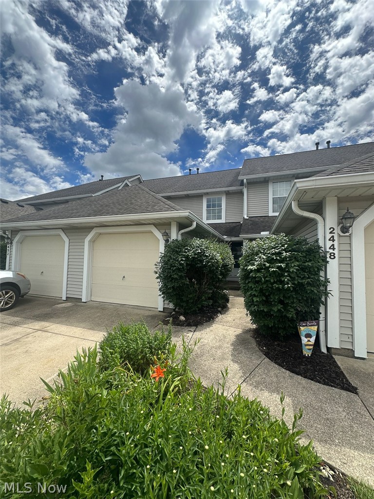 Investment Opportunity. 2/3-Bedroom, 1.5-Bath Condo, 1,024 Sq. Ft., Attached Garage, Rear Patio with Waterfront View. Stow-Munroe Falls CSD. Live Onsite with Online Bidding Available. All sells to settle the Mulkey Guardianship, Summit County Probate case #254363. ONLINE BIDDING BEGINS WEDNESDAY, JULY 8, 2026, AT 9:00 AM, AND AUCTION LIVE ON-SITE BIDDING WILL BEGIN THURSDAY, JULY 9, 2026, AT 12:30 PM. Real Estate features an Investment opportunity, a handyman condo built in 1990. Located in the desirable Wrens Cross condo association, conveniently located in Stow. Offering 1,024 square feet of living space, with a kitchen, living room, and half bath on the main level. The upstairs features two bedrooms and a full bath. The basement is partially finished, offering additional finished living space, with potential for a third bedroom. Attached one-car garage. FA gas furnace and central air, breaker electric, public utilities. Private back patio with waterfront view. The condo has great potential, ready for updates. Don’t miss out. Call the auctioneer with any questions. The home will be open for inspection on the morning of the auction, beginning at 11:00 AM.