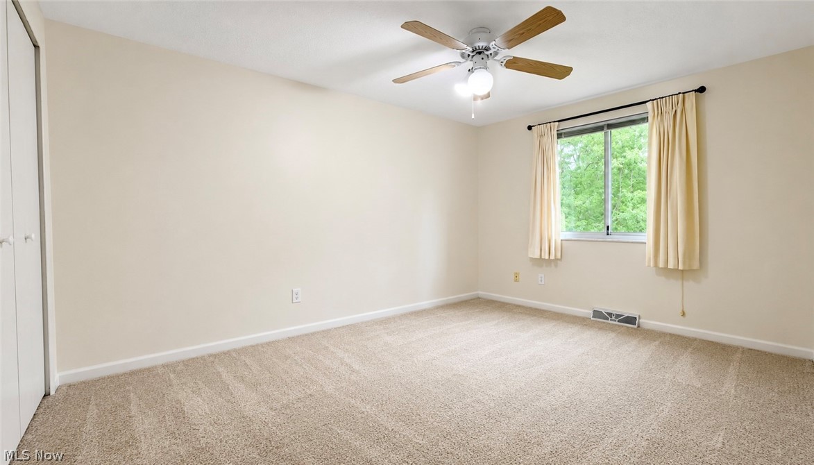 Lake Grove Estates - Residential