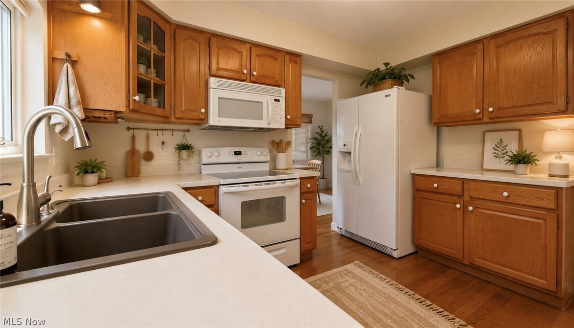 Lake Grove Estates - Residential