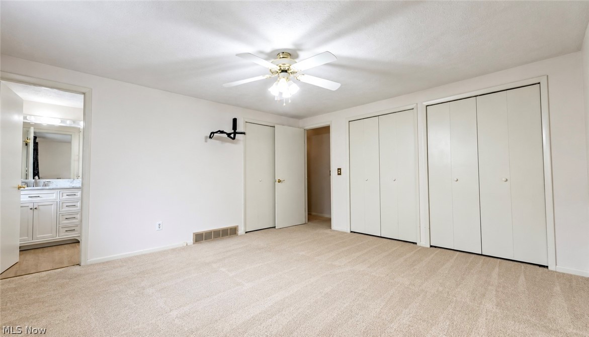 Lake Grove Estates - Residential