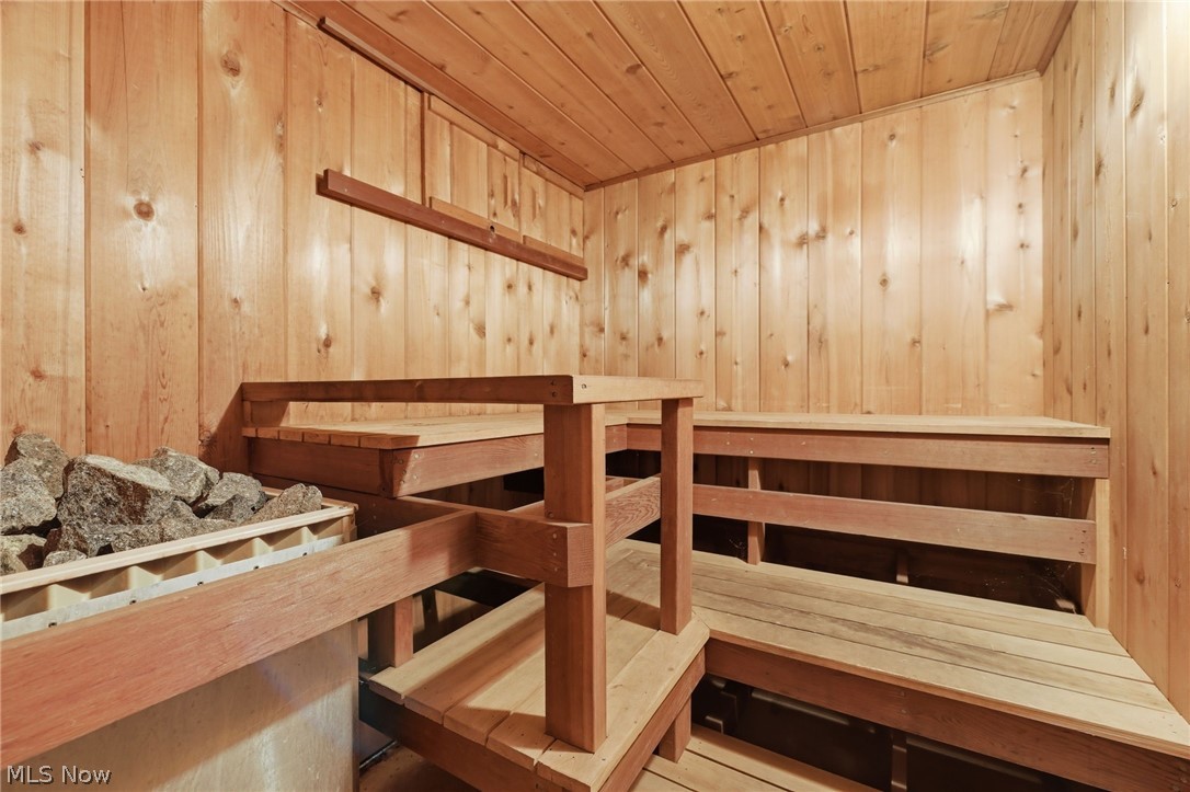 Olmsted 07 - Residential