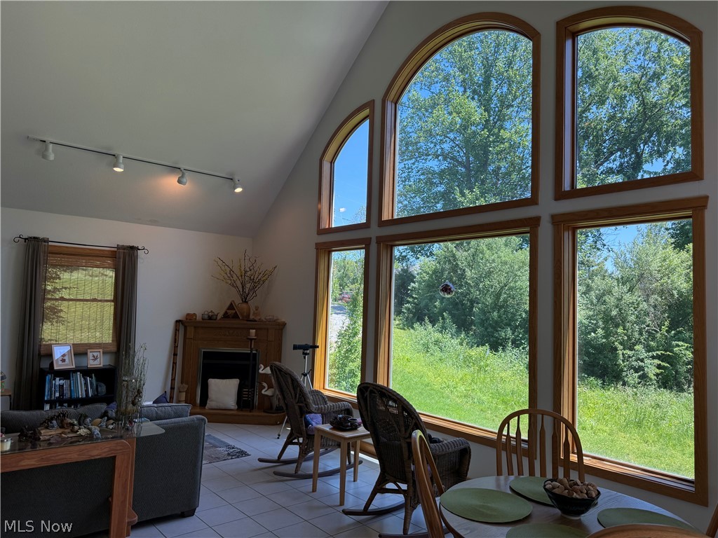 LAKE BUCKHORN - Residential