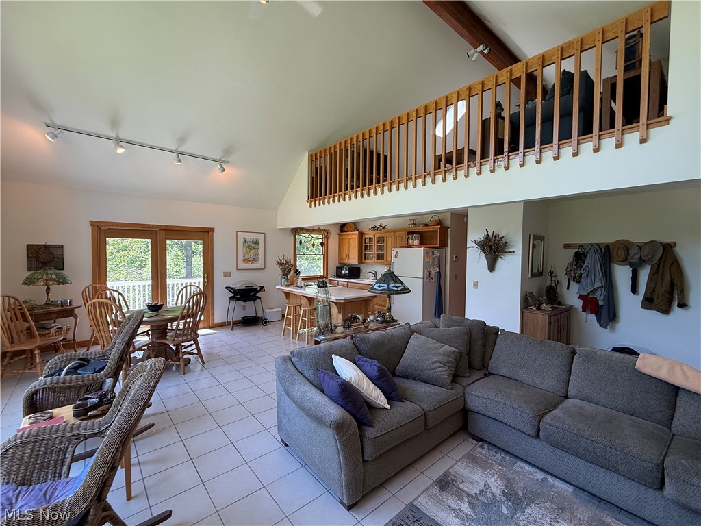 LAKE BUCKHORN - Residential