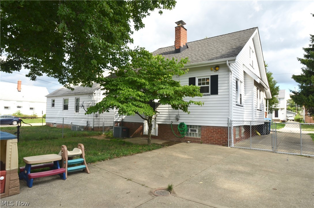 Ridgewood 05 - Residential