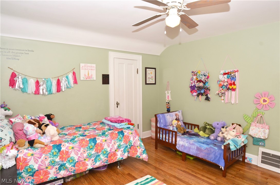 Ridgewood 05 - Residential
