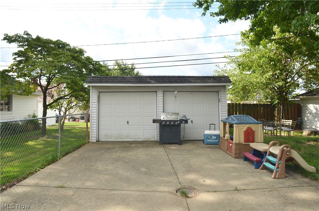 Ridgewood 05 - Residential