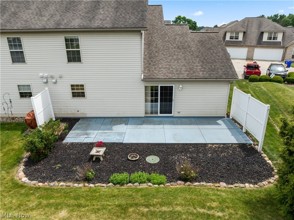 Creekside/Pleasant Lakes Condo - Residential