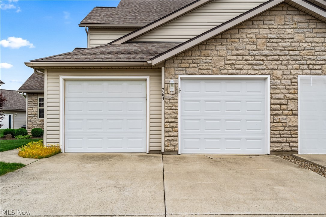 Creekside/Pleasant Lakes Condo - Residential