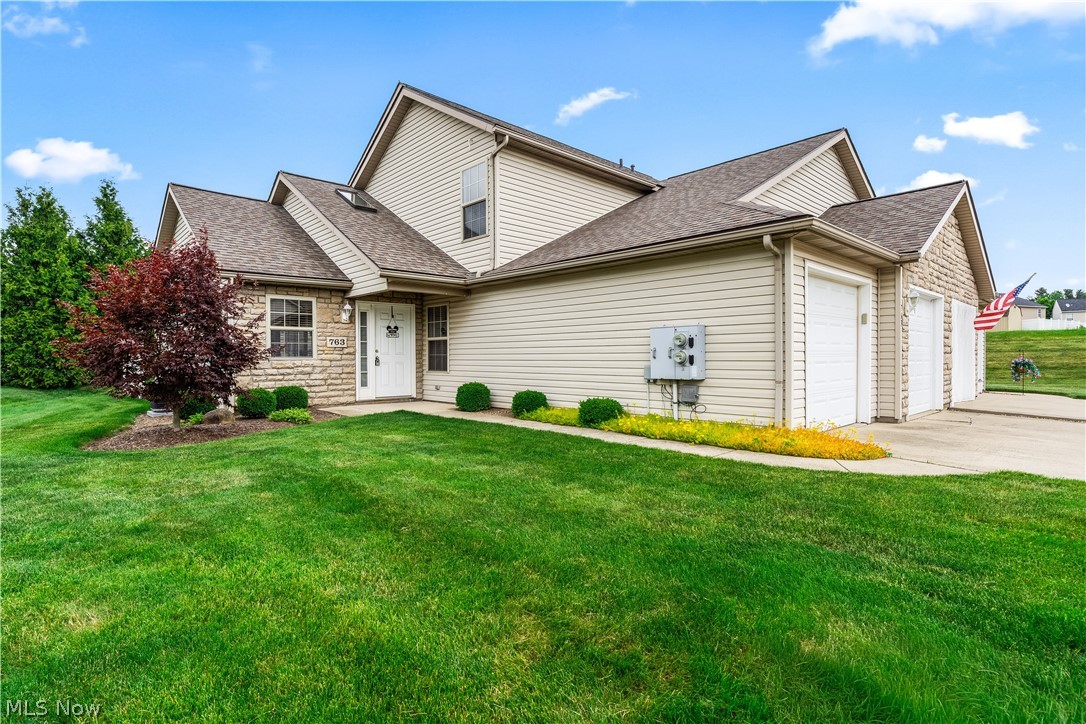 Creekside/Pleasant Lakes Condo - Residential