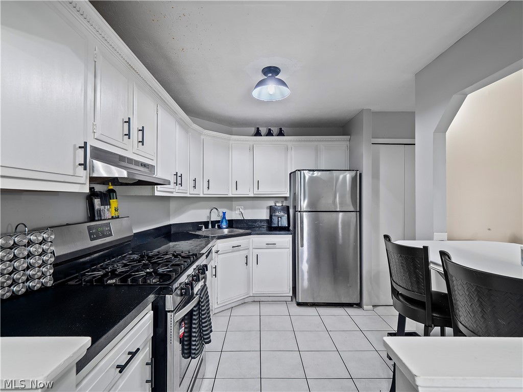 Clague Towers - Residential