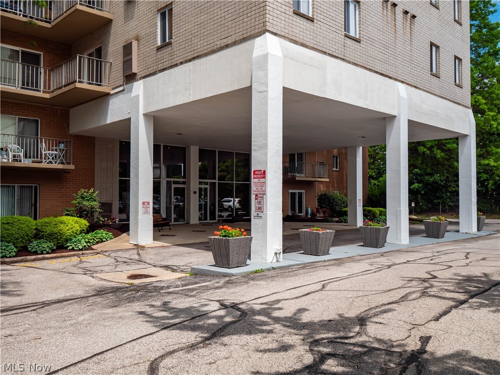 Clague Towers - Residential