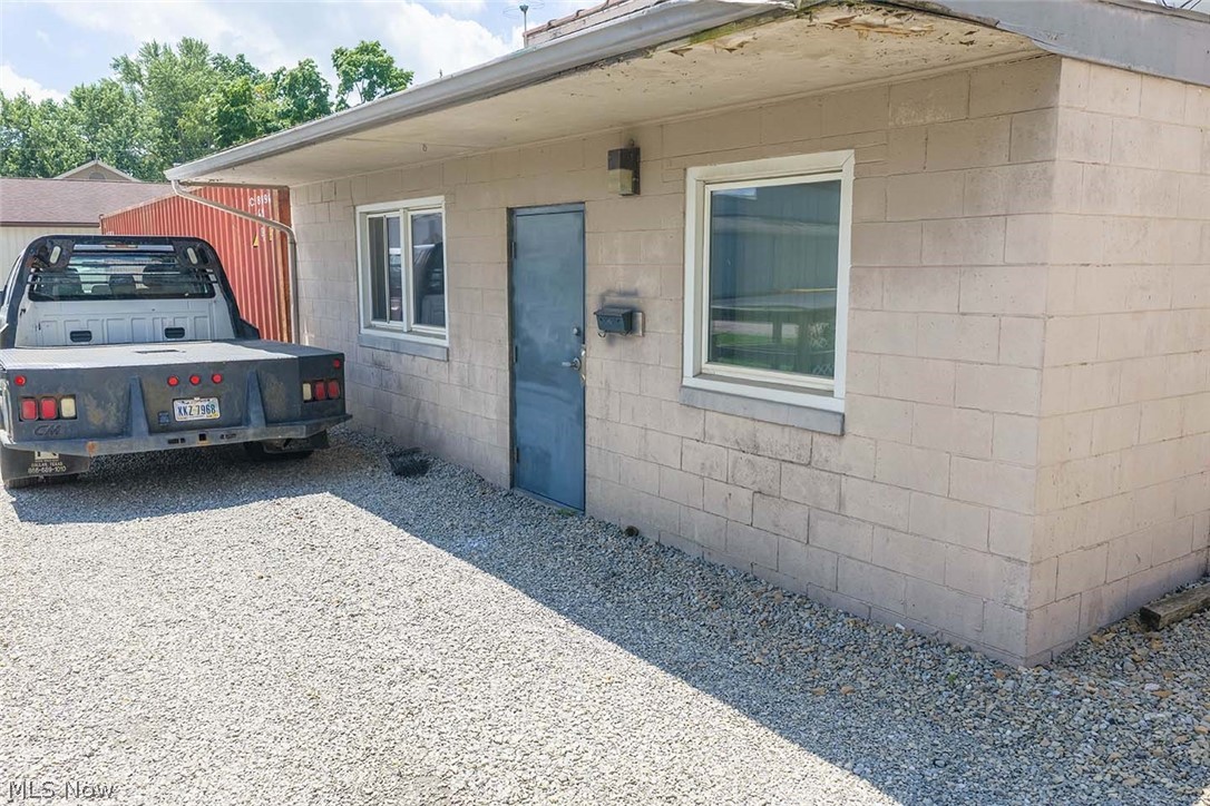 City/Uhrichsville - Commercial Sale