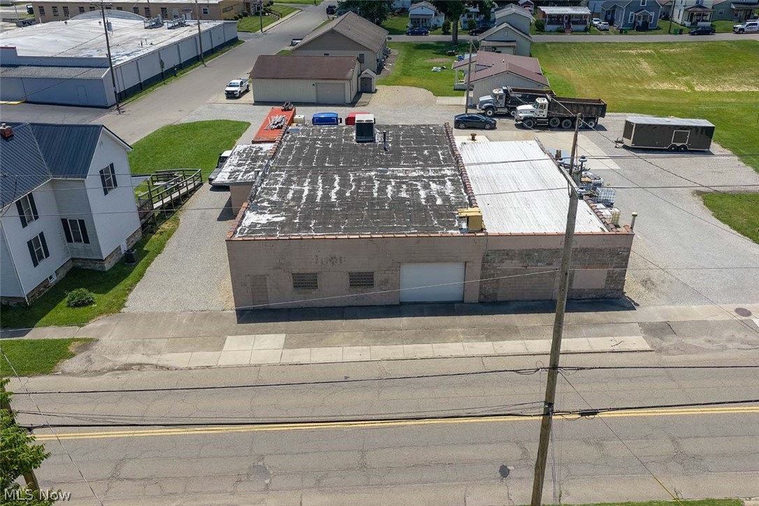 City/Uhrichsville - Commercial Sale