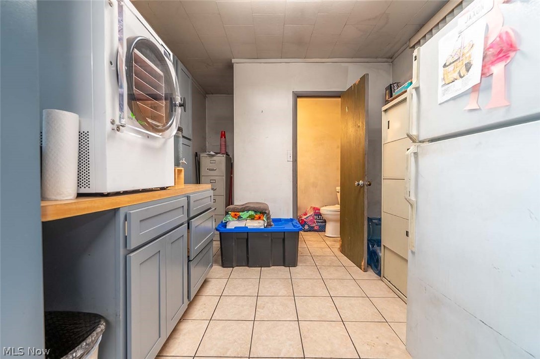 City/Uhrichsville - Commercial Sale