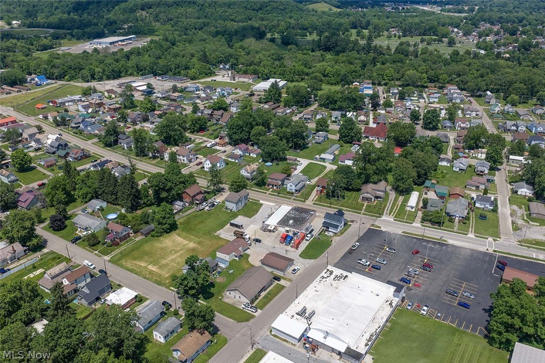 City/Uhrichsville - Commercial Sale