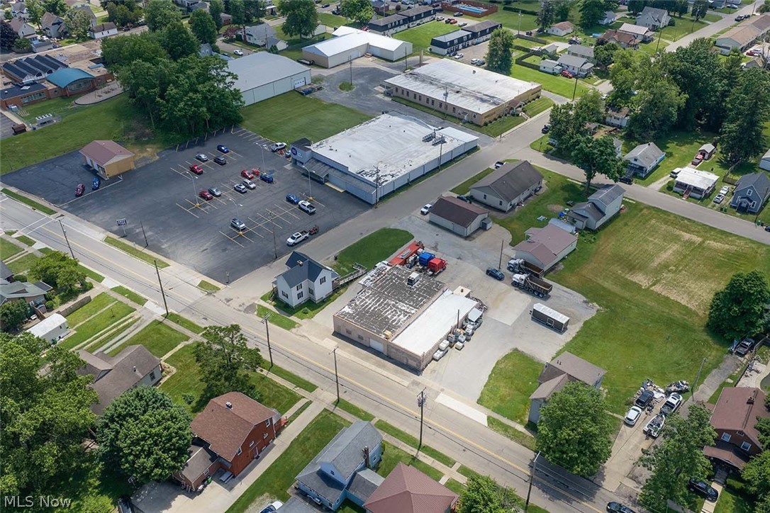 City/Uhrichsville - Commercial Sale