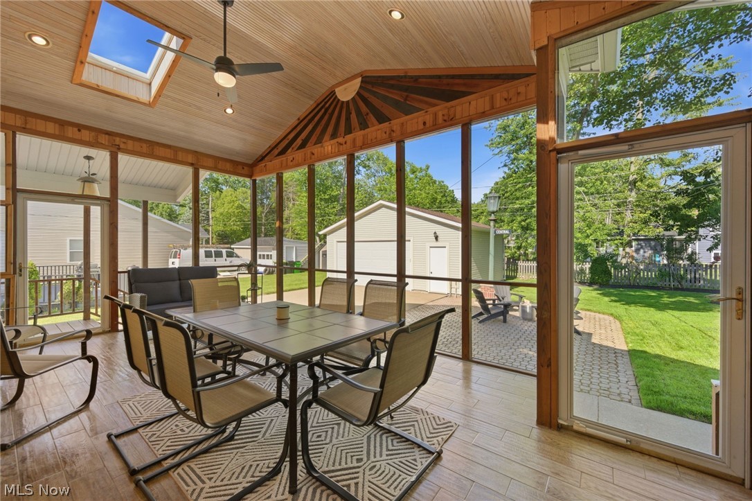 Vineyard Beach - Residential