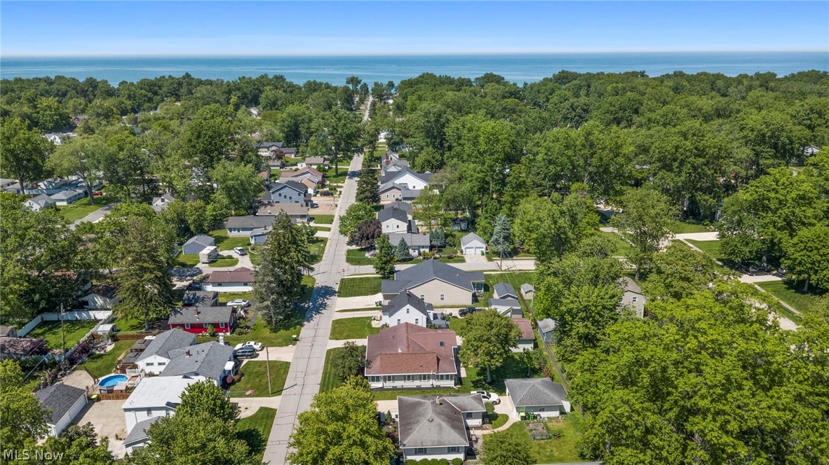 Vineyard Beach - Residential