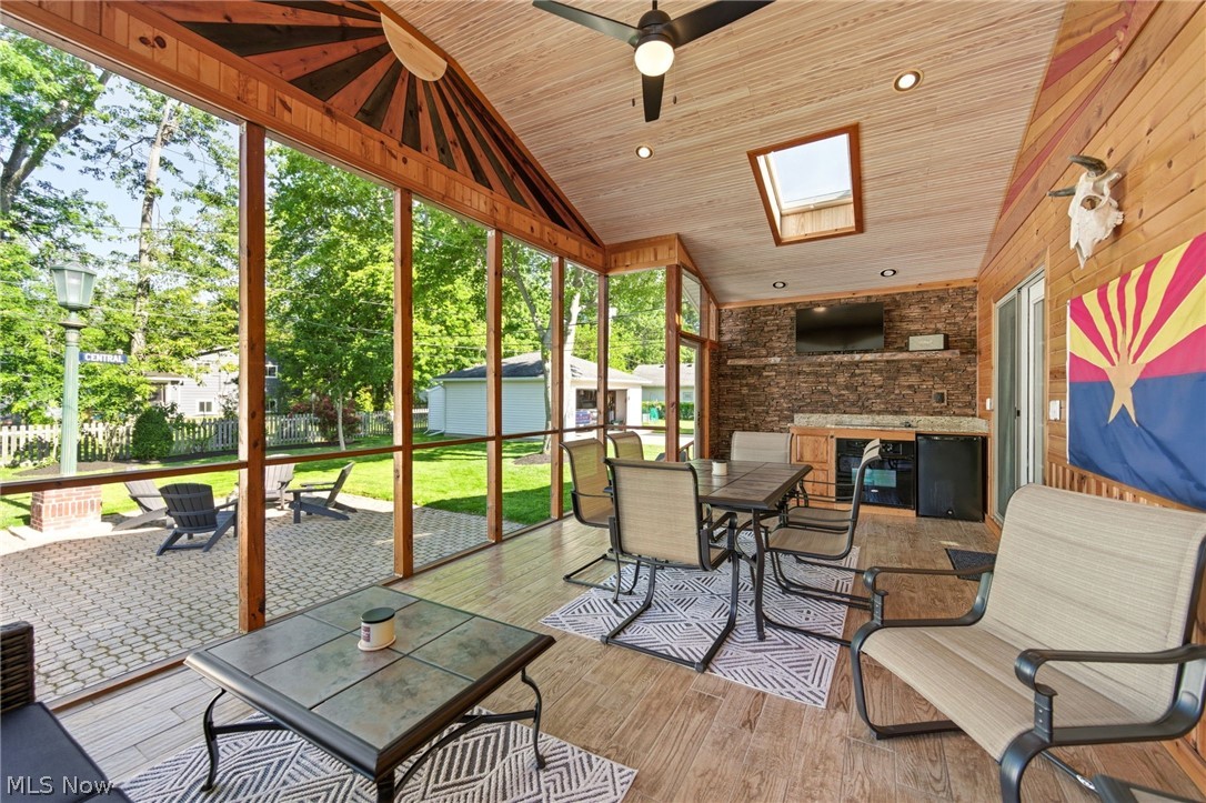 Vineyard Beach - Residential