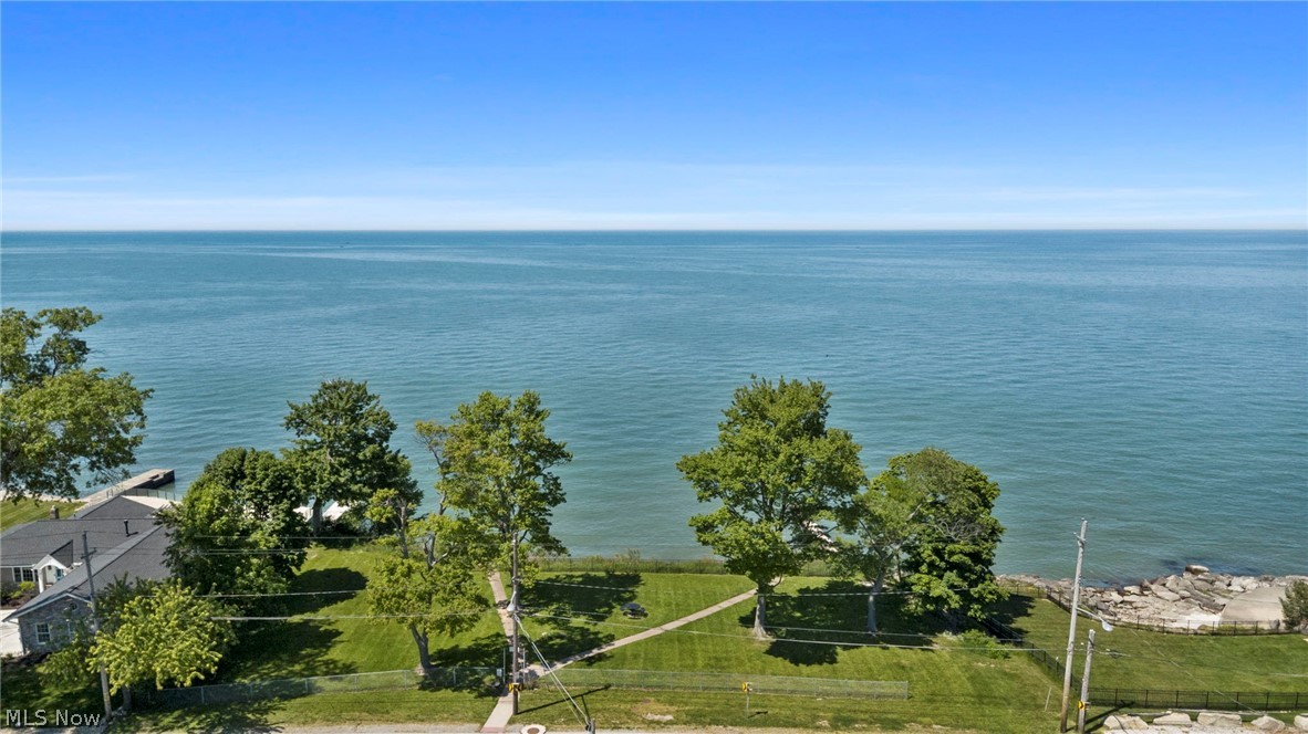 Vineyard Beach - Residential