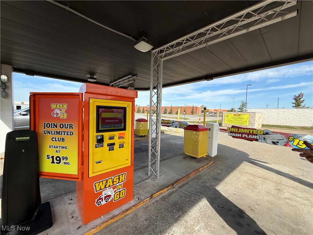 Martensville - Commercial Sale