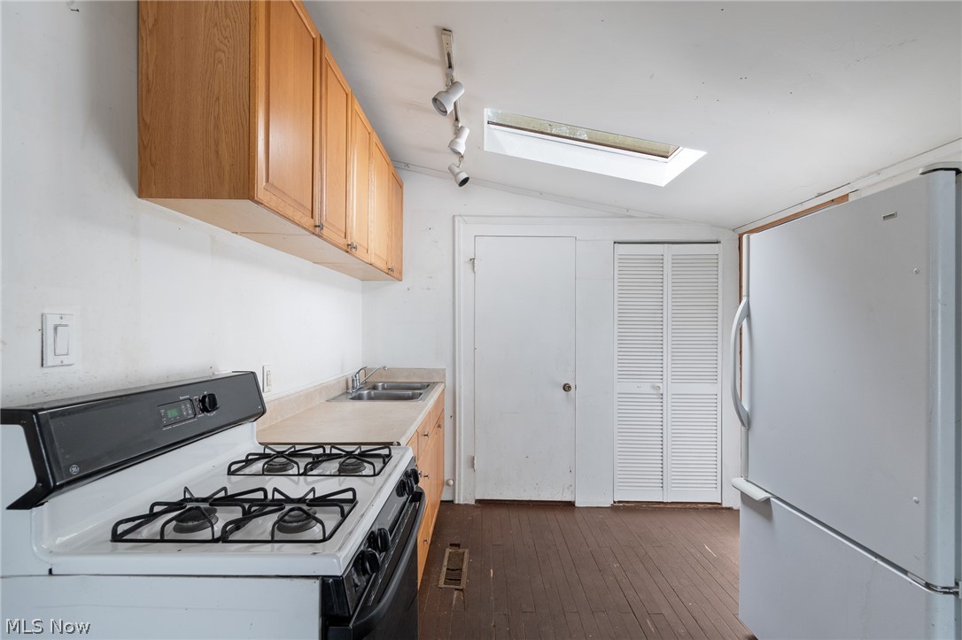 Avalon Hills - Residential