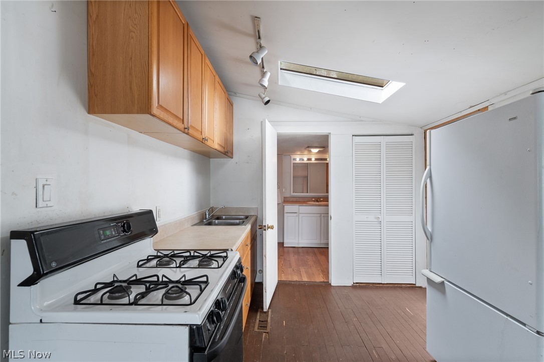 Avalon Hills - Residential