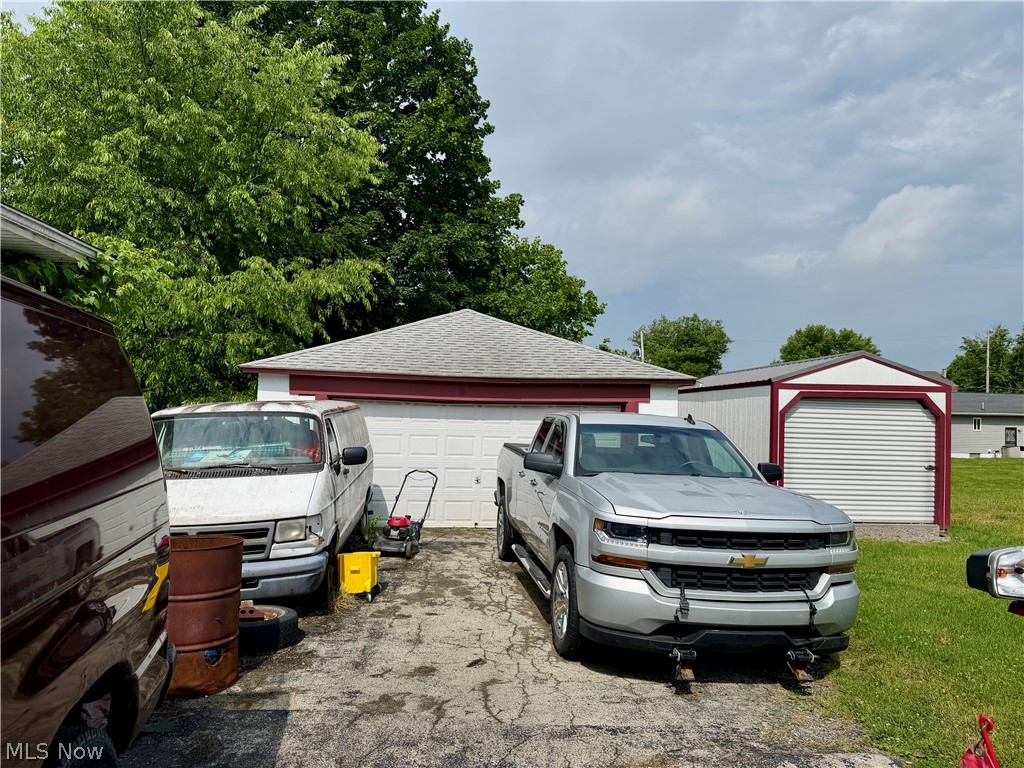 City/Youngstown - Residential