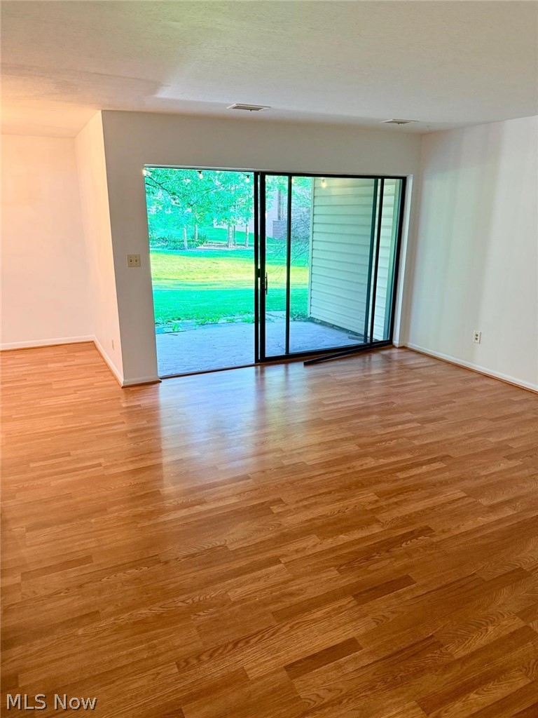 Oak Knolls Condo - Residential