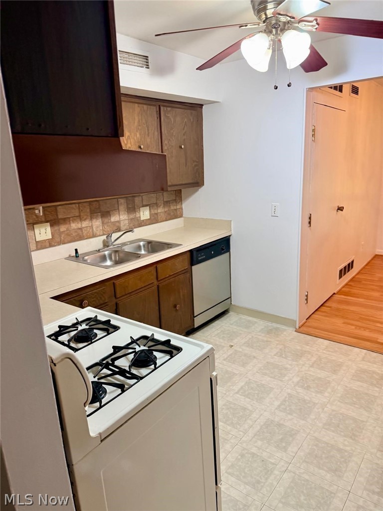 Oak Knolls Condo - Residential