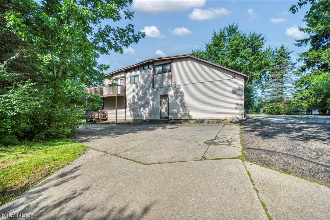 Great investment opportunity! This duplex features two separate 1-bedroom, 1-bathroom units, making it an excellent addition to your investment portfolio or a perfect owner-occupant opportunity. The lower-level unit offers comfortable single-level living, while the upper-level unit includes its own 2-car garage, adding extra value and convenience. A new roof was installed in 2015, providing added peace of mind. Whether you're looking to generate rental income or live in one unit while renting the other, this property offers plenty of potential. Schedule your showing today!