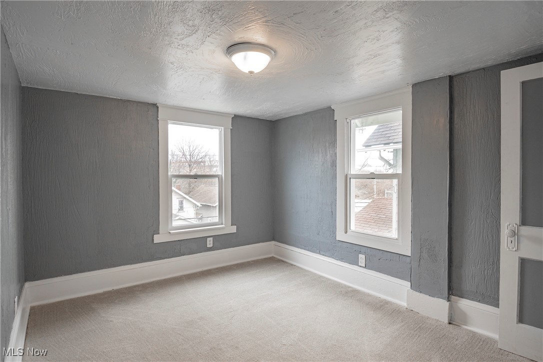Ledge - Residential