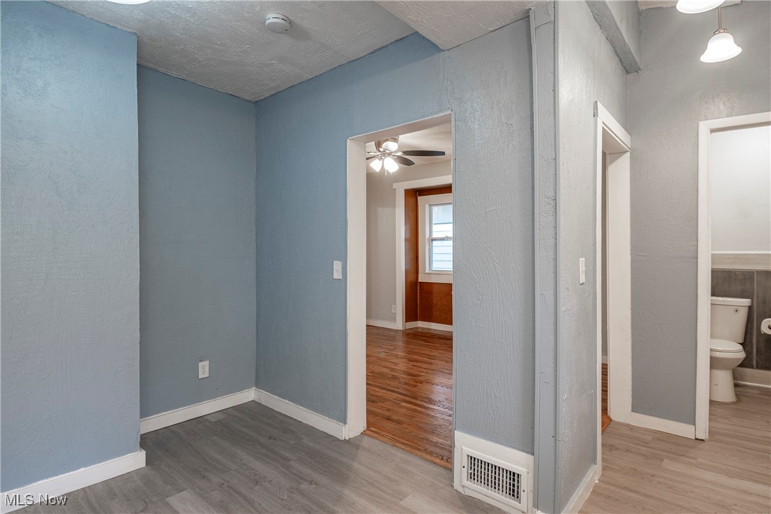 Ledge - Residential