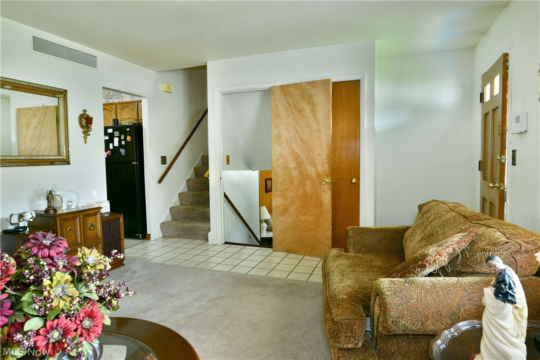 Crestwood - Residential