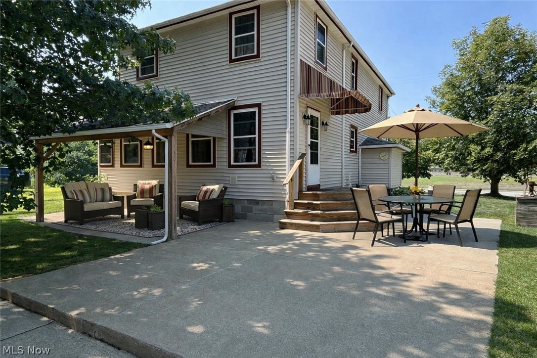 Village/Lagrange - Residential