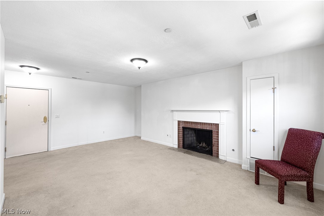 Heritage House Condo - Residential