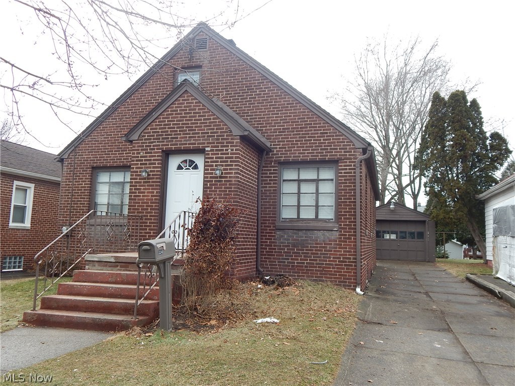 Akron Heights - Residential