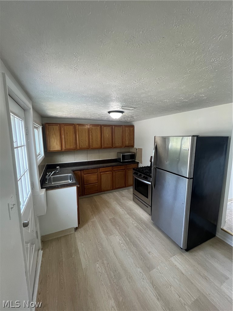 Twin Heights - Residential