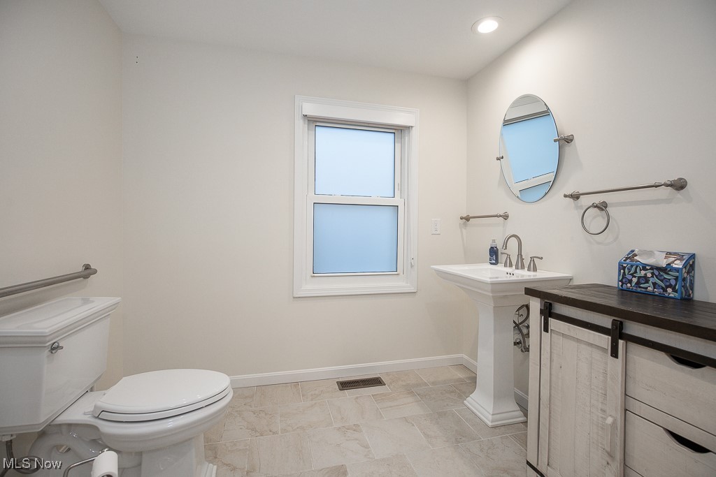 Ely Tr - Residential
