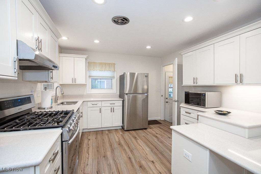 Ely Tr - Residential