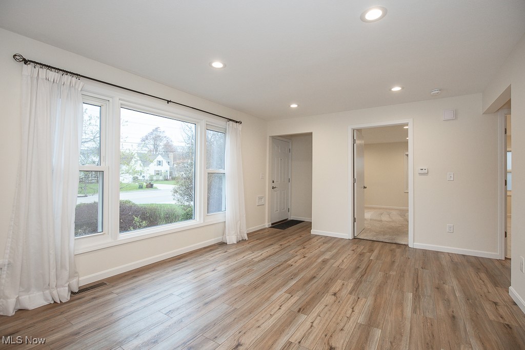 Ely Tr - Residential