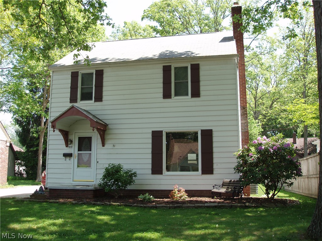 Very Nicely Updated 2.5 Story Colonial... 4 Bedroom 1.5 Bath, oversized 2.5 Car garage. Remodeled Kitchen and Bath. New Trane furnace 2015. 
A/C 2012.  Also, Newly updated Windows, HWT,  Deck and Concrete Drive. All newer Kitchen appliances.