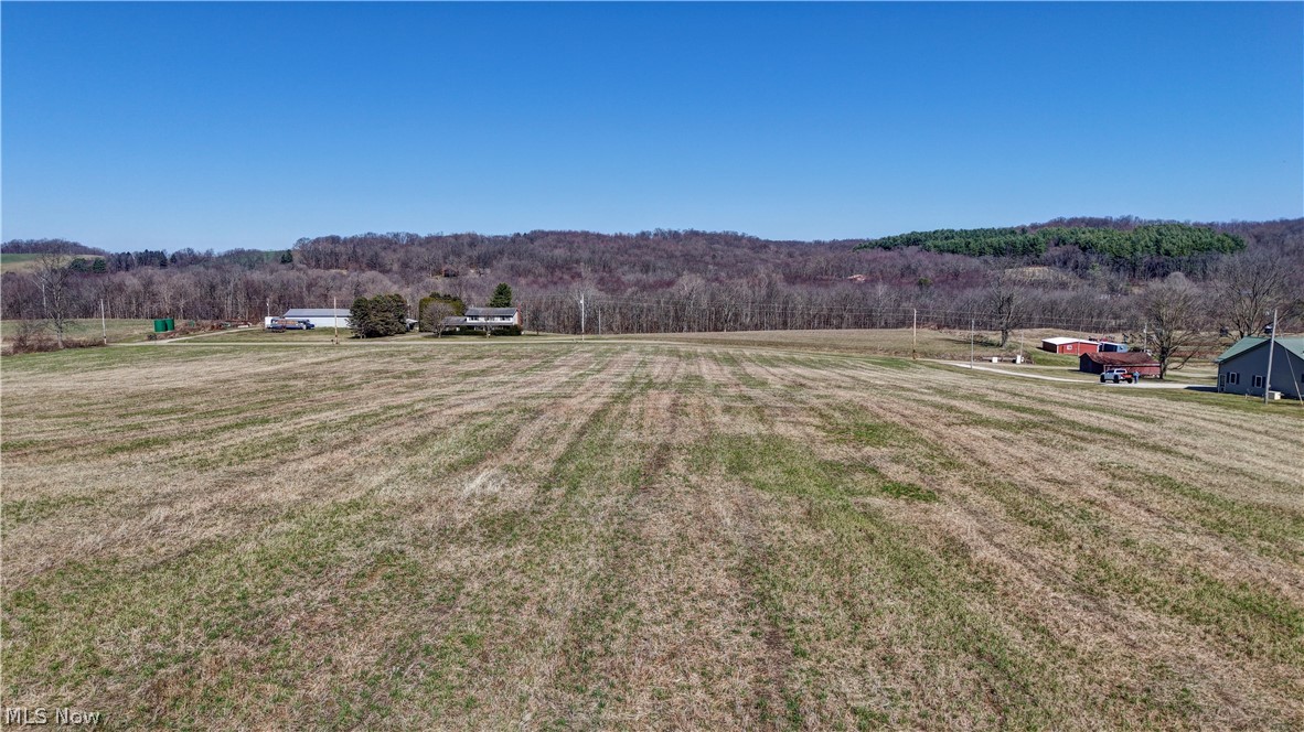 Online Auction begins ending Saturday, April 18th, at 11:00 AM. Parcel 3: 6.7 Acres. Open tillable acreage. 179’ frontage on Flat Run Rd. Located in eastern Knox County, this 22.7-acre property sits in a highly desirable area near the Kokosing River, Mohican River, the scenic Mohican Valley, and the Kokosing Gap Bike Trail. The acres feature mostly level terrain with a gentle roll, providing excellent building sites and attractive country views. Plan to attend the open house or schedule a private showing to experience this versatile Knox County property.