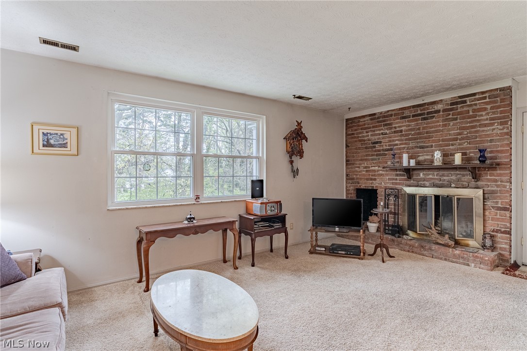 Heritage Circle Condo - Residential