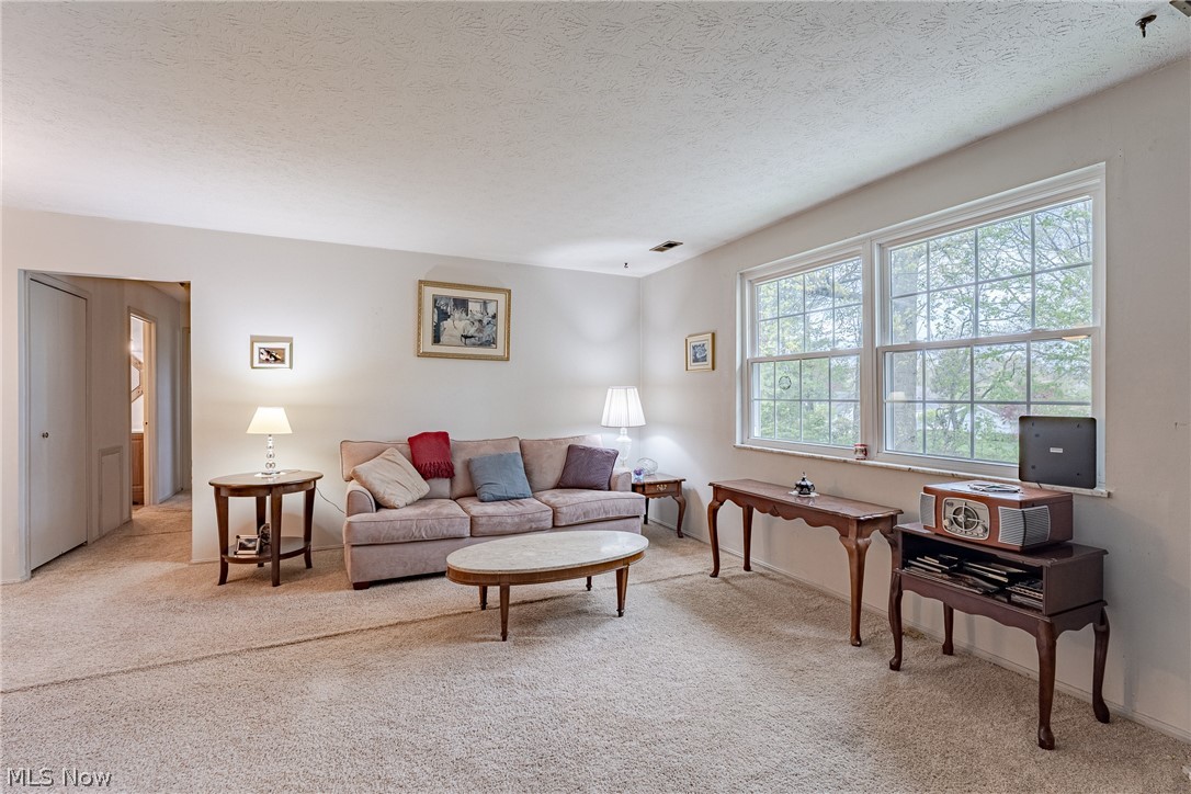 Heritage Circle Condo - Residential