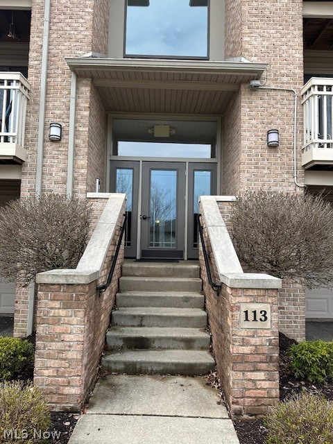 Bright, spacious and clean condo available for rent and the Enclave! Enjoy this top floor unit with vaulted ceilings, 2 bedrooms and 2 full baths. Lots of storage with 2 walk in closets. Open floor plan living with an in kitchen opens to dining area and living room. One garage space with additional locker storage.  Washer and dryer in the unit stays. Available tastefully furnished if needed. **kitchen is getting new flooring!** No pets, NO SMOKING .  All adult occupants must apply online for $50 credit, criminal and eviction history.