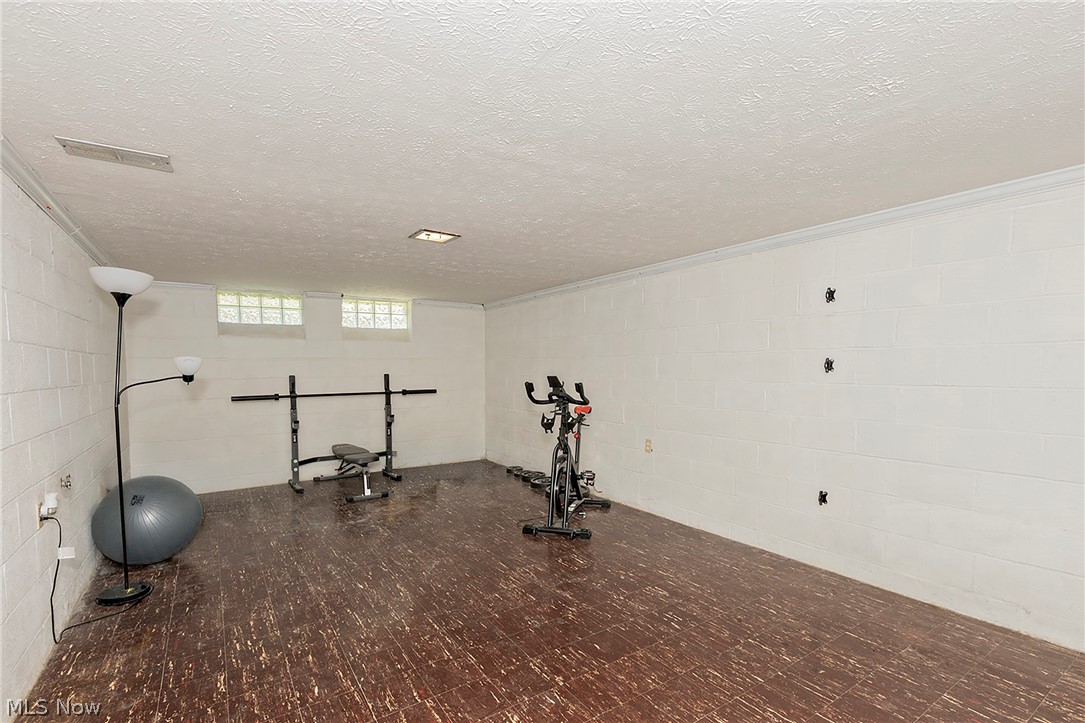 Mayfair Acres Sub - Residential