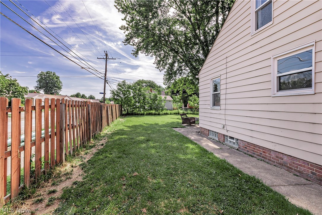 Mayfair Acres Sub - Residential